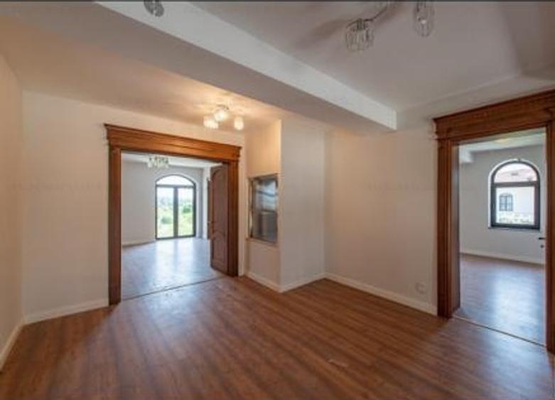 Sisesti-vila eleganta cu finisaje-lux,acces securizat,confort termic sporit,view