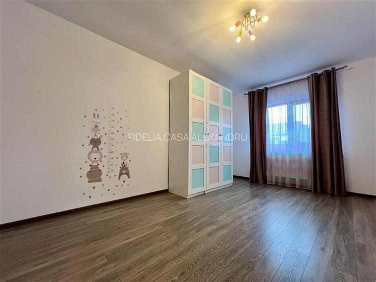 Proprietate unica cu 4 camere si 2 bai, de vanzare in Valea Adanca - 14
