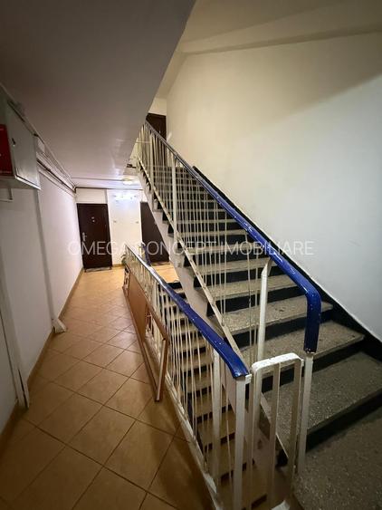 Aparatorii Patriei - Berceni vanzare apartament 3 camere - 22