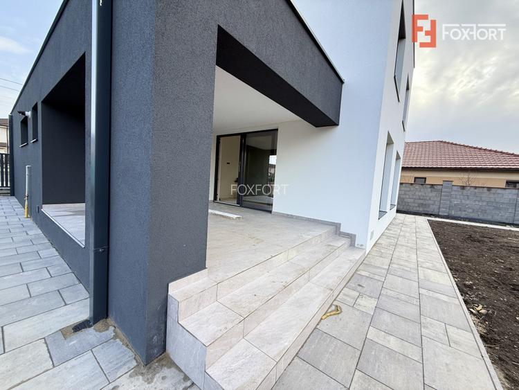 Casa individuala cu 5 camere de vanzare in Dumbravita - 28