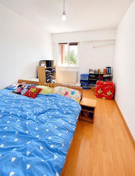 5 camere Cal. Martirilor Comision 0 - 110.000 Euro - 6