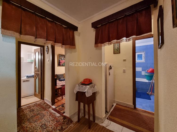 Apartament 3 camere decomandate/doua bai/etaj 2/Restaurant Miorita  - 4