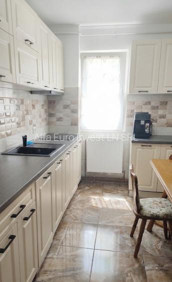 Apartament de vanzare - 4