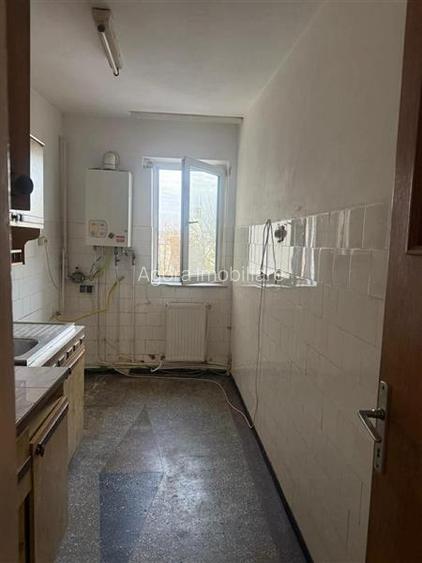 Apartament central, 3 camere. - 2