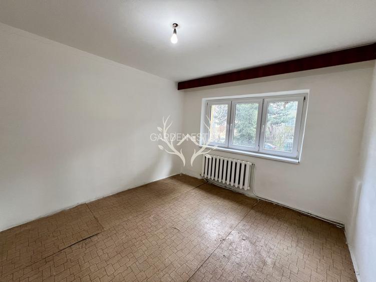 Apartament cu 3 camere, pregatit pentru renovare in Zorilor - 2