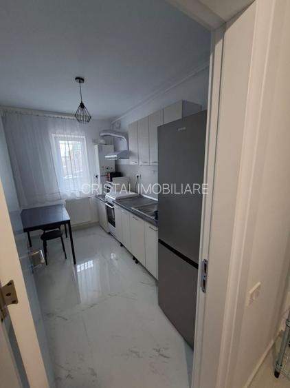 Garsonieră de închiriat Apărătorii Patriei Prima închiriere Centrală proprie - 4