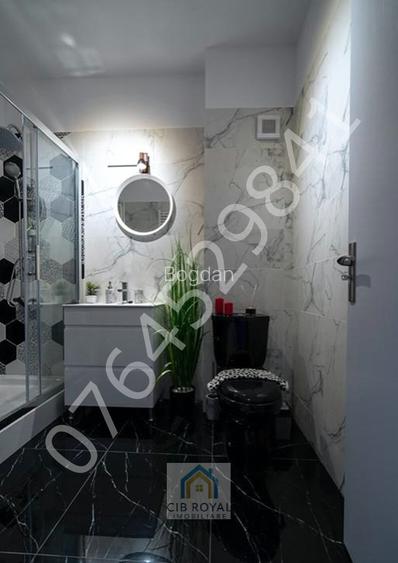 Inchiriez apt. ultralux, central 2 cam. zona Unirii, Str. Vulturilor, bloc 2018. - 11