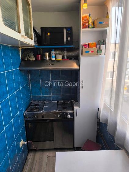 Se vinde apartament 2 camere transformat în 3 - 8