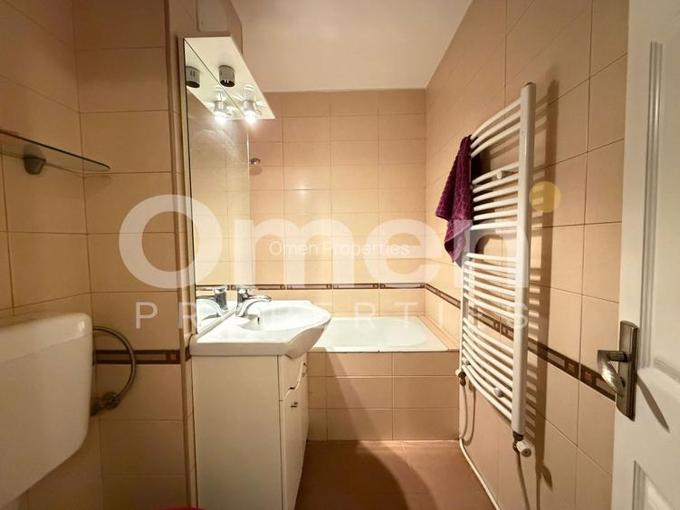 Apartament cu 4 camere, decomandat, etaj intermediar, garaj inclus, Victoriei - 6