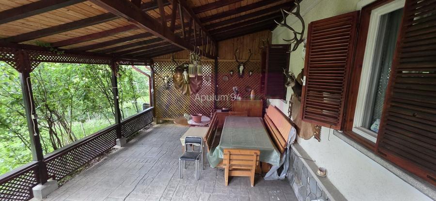 Vila de vanzare cu 6 camere si teren de 5116 mp in Cornu, Prahova - 33
