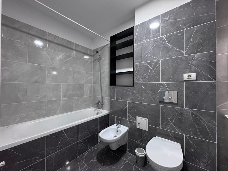 Platinum Residence, zona Mall Coresi, apartament cu doua camere de inchiriat