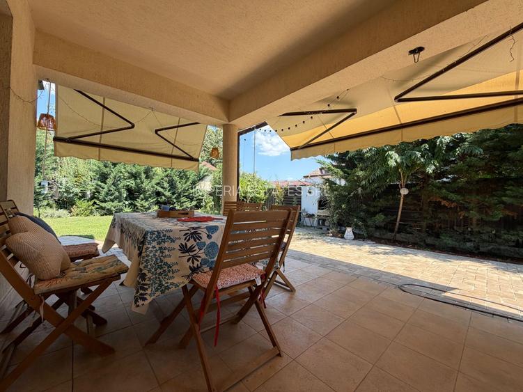 Vila cocheta cu spatii generoase si gradina de 350 mp - 3