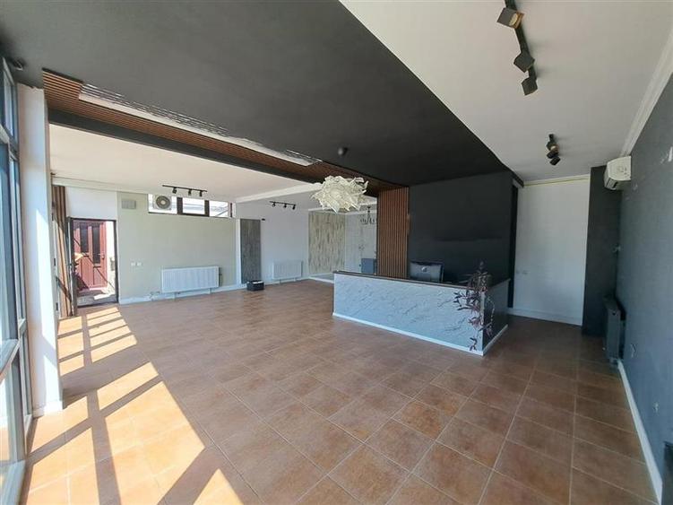 Spatiu comercial, 95 mp utili, situat in cartierul Dambul Rotund!