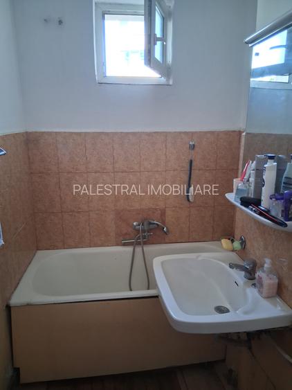 Apartament 2 camere Astra -planete,etajul 1,circular,85000 Euro - 3