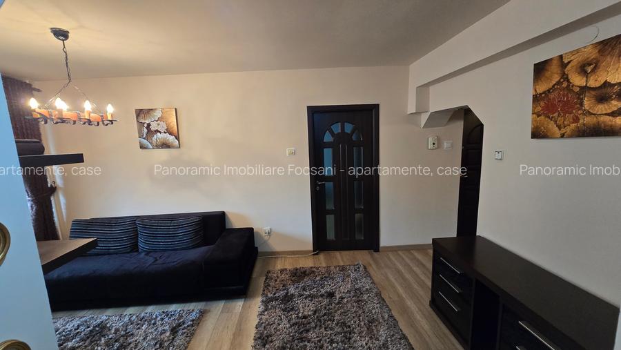 3 camere de vanzare  , etajul 1, ultracentral, Focsani - 32