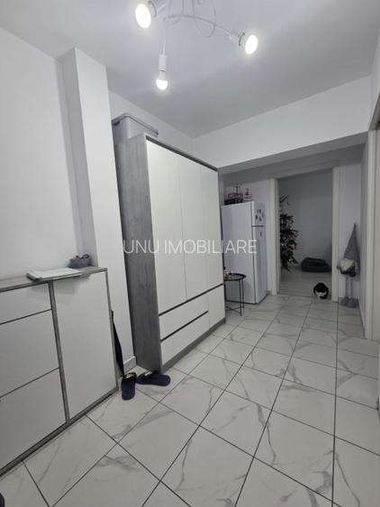 Alexandru - Zimbru - 1 camera decomandat - renovat - geam la baie - bloc 2005 - 2