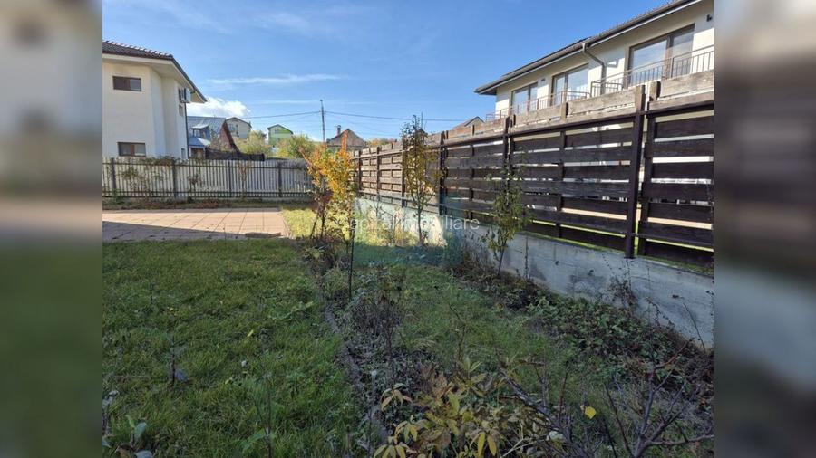 Casa superba la cheie, strada privata, central Dezmir. - 7