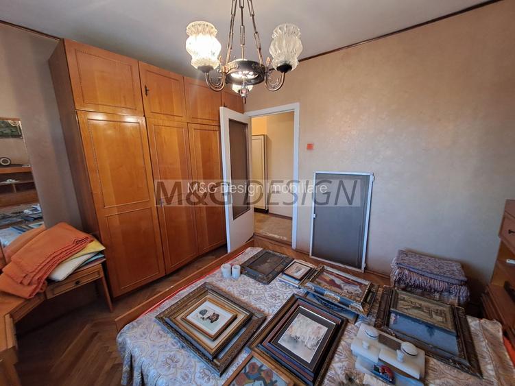 Etaj 2, Spitalul Judetean -Casa Tineretului 3 camere - 3