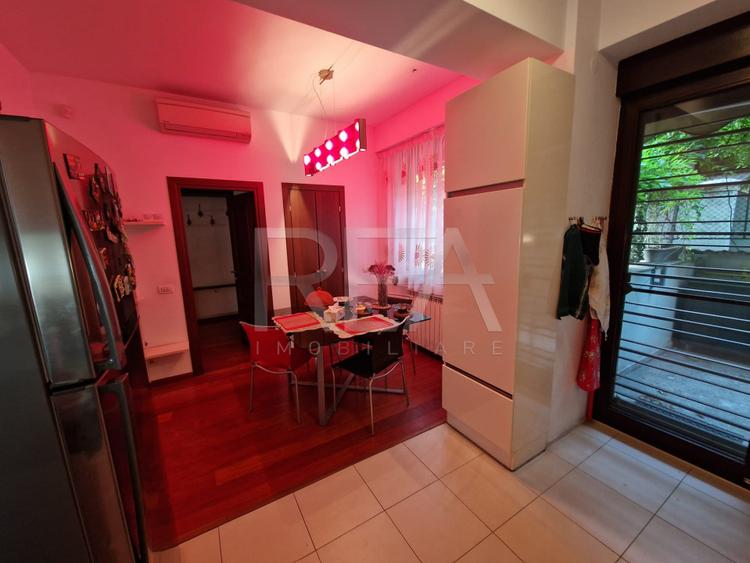 4 camere, Floreasca, an 2007, centrală, 155 mp, terasa: 115 mp