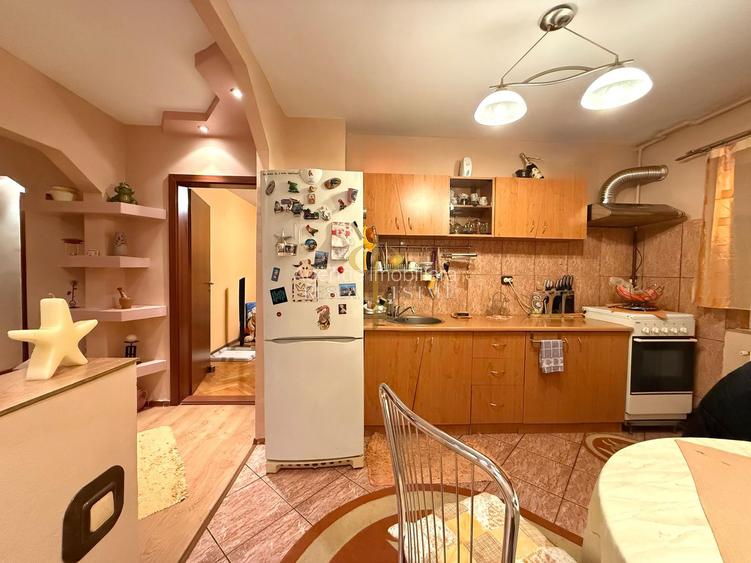 Apartament 3 camere-decomandat - zona Bucovina - 3