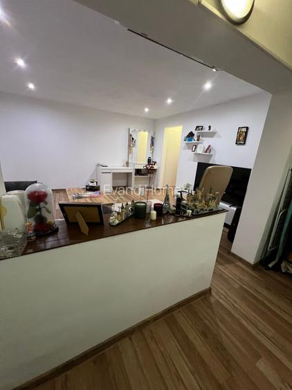 Apartament cu 3 camere mobilat si utilat-etaj 2-mobilat si utilat-zona Lipovei - 6