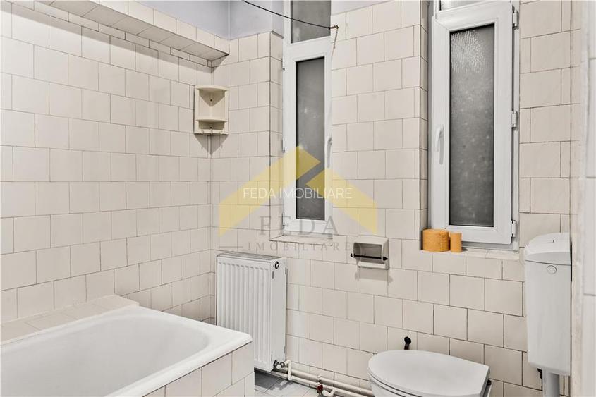 Apartament ultracentral cu 3 camere si centrala proprie - 16