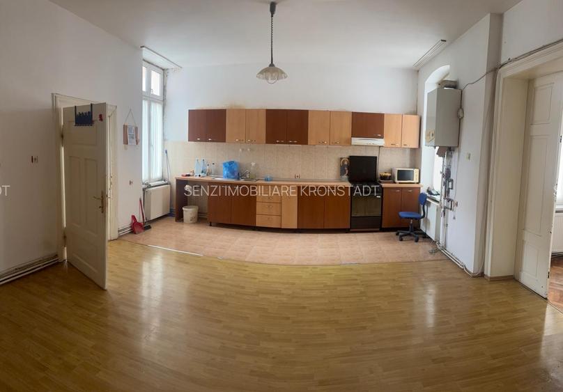 Apartament 3 camere, Poarta Schei - 4