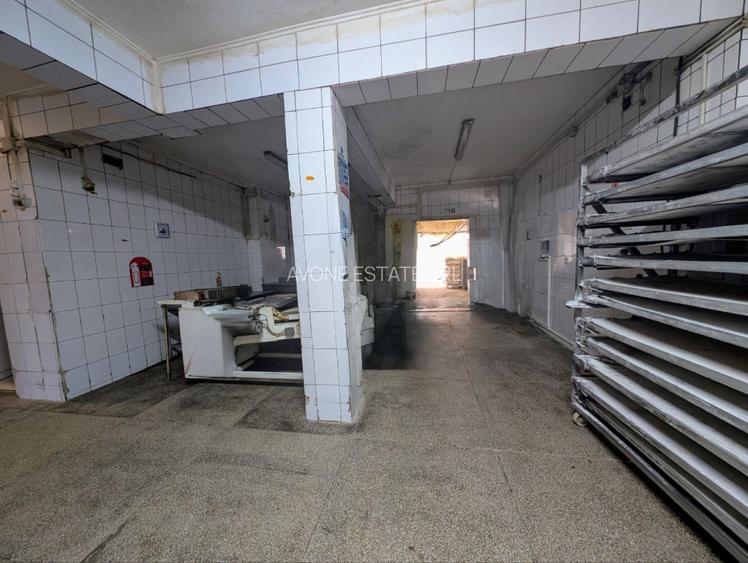 Spatiul Comercial Stradal+Teren  /Oportunitate de investitie/Valenii de munte - 15