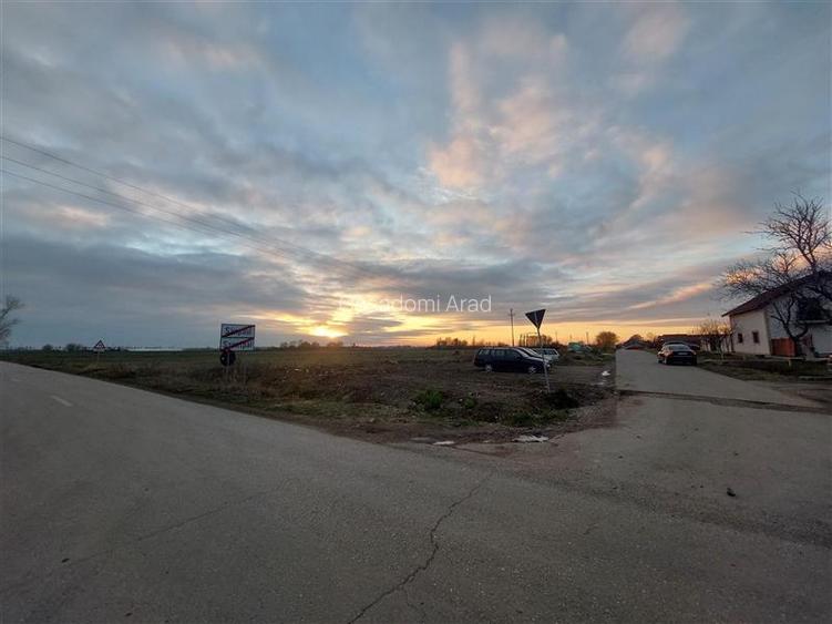 Teren pentru proiect rezidential sau industrial in Sanpaul - 2