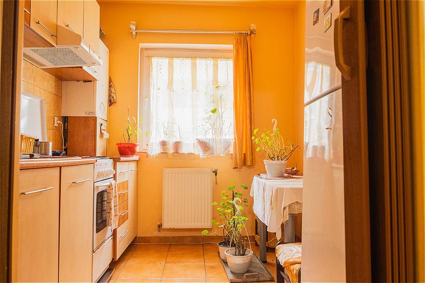 Vanzare apartament 2 camere, decomandat, str. Eroilor, langa Profi - 5