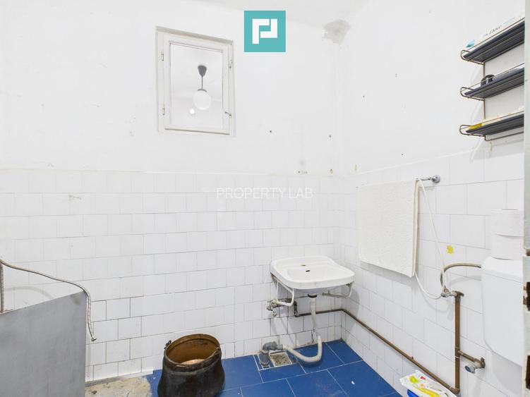 Casă cu teren generos, zonă centrală, Curtici - 11