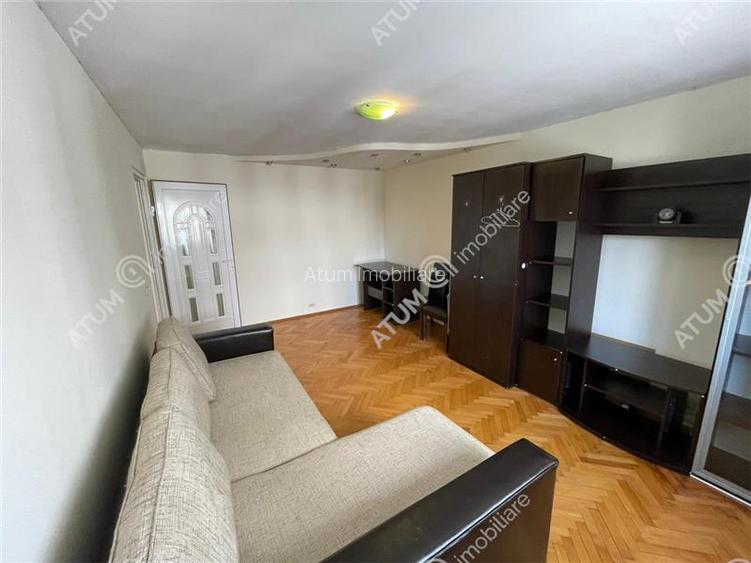 Apartament cu 2 camere decomandate balcon pivnita central din Sibiu - 3