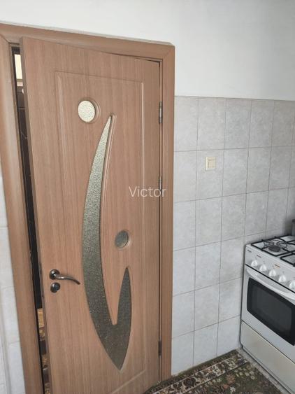 Vand apartament 2 camere decomandat semicentral Roman - 11