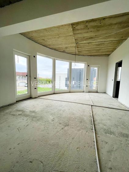 Casǎ de vânzare 7 camere P+E Sânmartin - 9