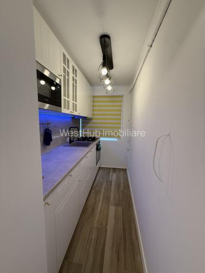 Apartament 4 camere, decomandat, etaj 3 - Zona Cetatii - 5