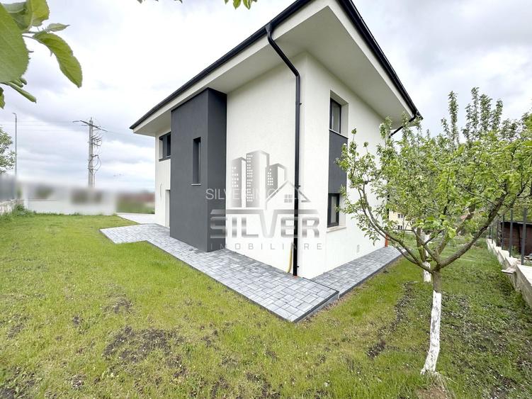 Casa  individuala cu teren de 472 mp in zona centrala. - 2