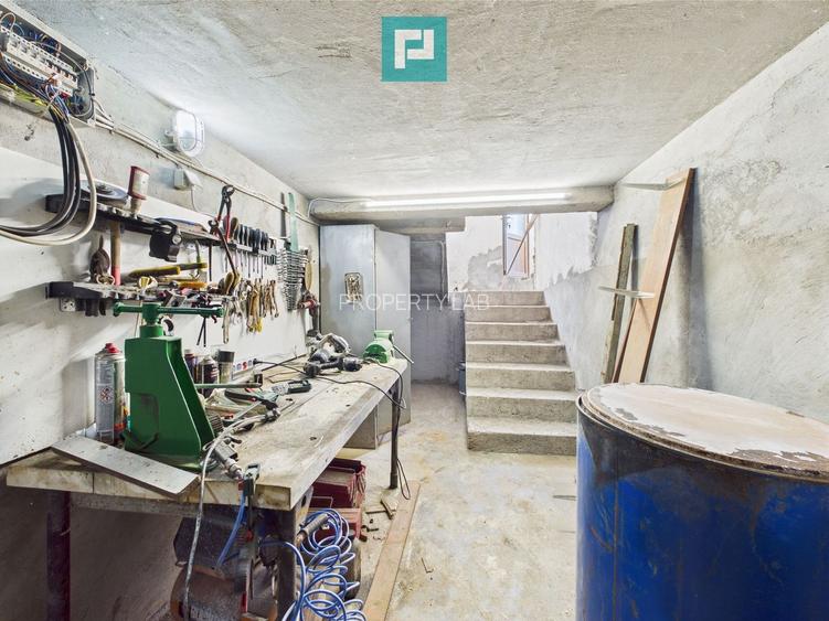 Vilă cu 8 camere în Săcălaz, Central - 20