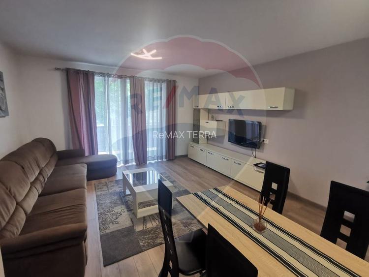 Apartament cu Parcare De Inchiriat - 3