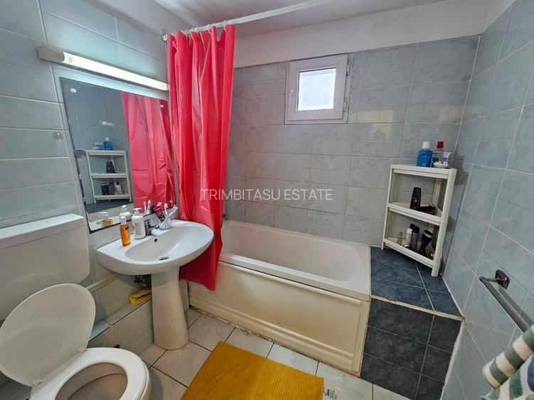 STEFAN CEL MARE - Polona - Chirie - 4 camere - 2 minute metrou - 9