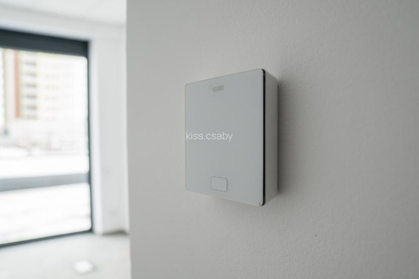 Spatiu comercial 81.6 mp direct proprietar 250 000 € - 7