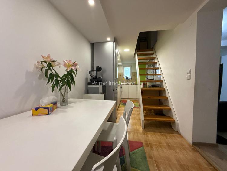 Apartament de vanzare cu 3 camere, scară interioară și curte privată - MICESTI - 4