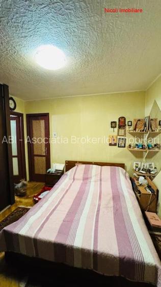 Gara de NORD, bloc fara bulina - 6