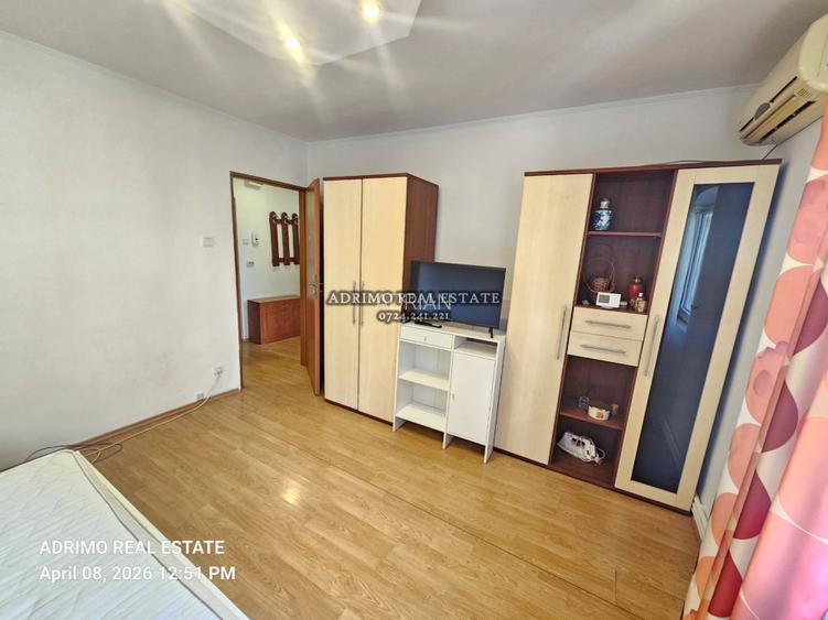 Garsoniera decomandata - Centrala GAZ - Termen Lung - Zona Reyna - 300 euro - 2