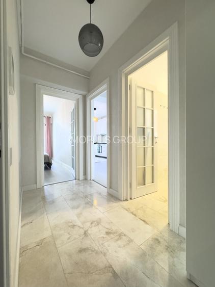 APARTAMENT DECOMANDAT  2 CAMERE ROYAL TOWN COPOU spre inchiriere - 11