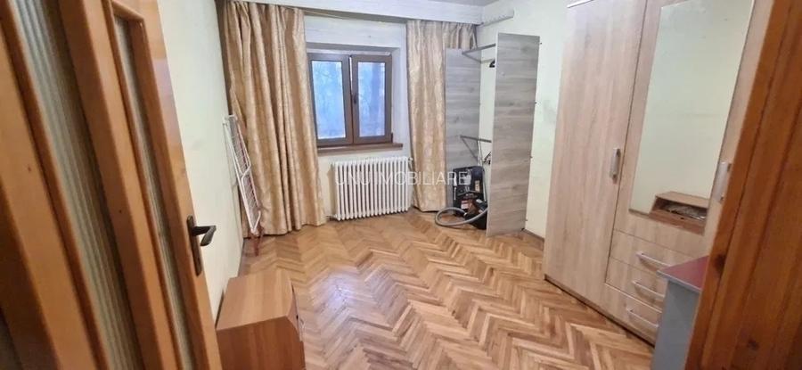 3 Camere Decomandat 2 Bai 74mp zona Nicolina - 6