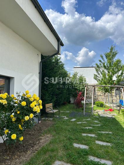 Prima închiriere | Casă premium cu 3 camere |  106 mp + curte | Semicentral - 9