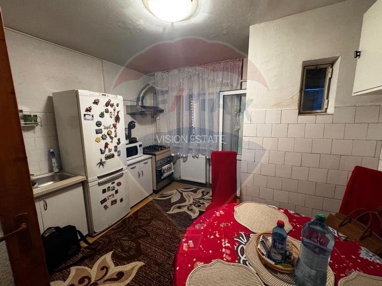 Apartament solid si spatios in una dintre cele mai bune zone ale Craio - 5