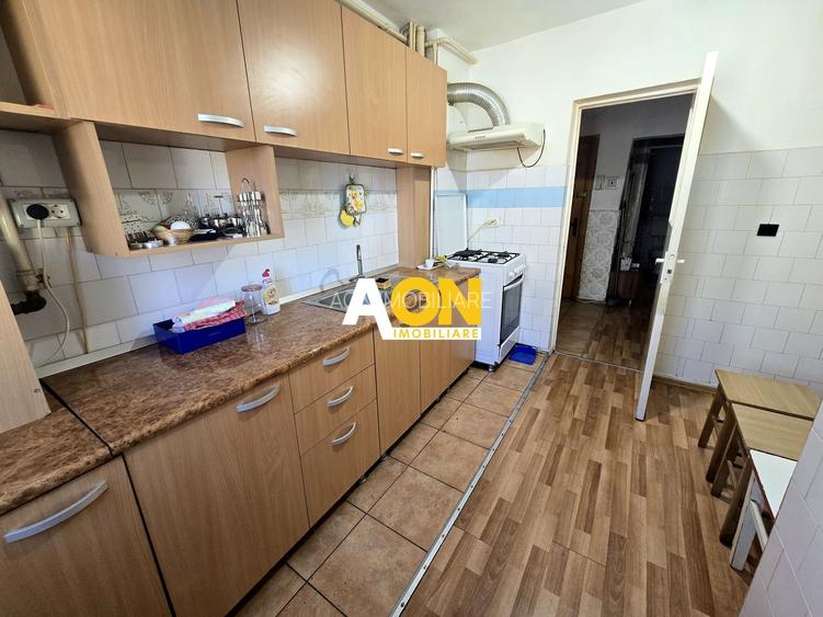 Apartament 3 Camere, 2 Bai, 2 Balcoane, Zona Cetate - 10