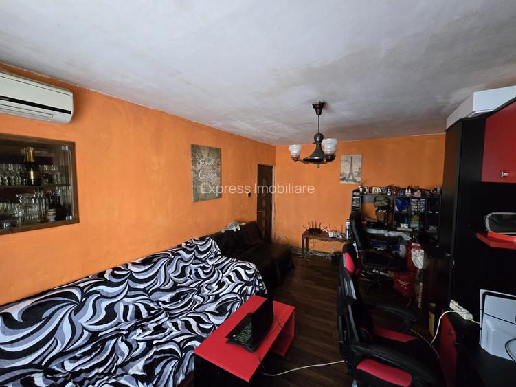 Inel 1 - Ap. 2 camere transformat in 3 camere + Loc Parcare - Etaj 2 - 3