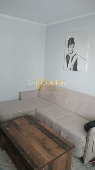 Apartament cu 2 camere decomandate, Podu Ros. - 2